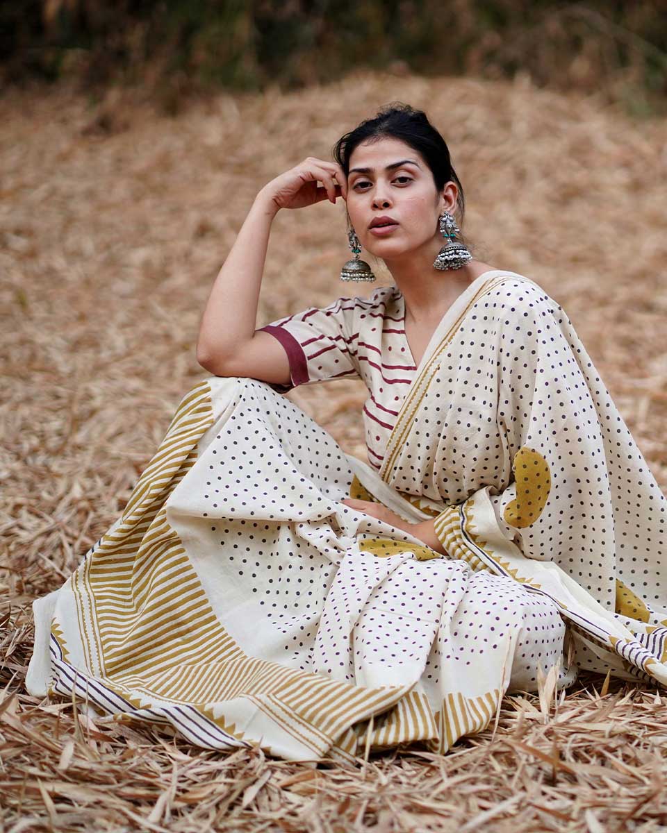 Surmayi Shaam Ivory Hand Block Printed Cotton Saree - WW - Image 8