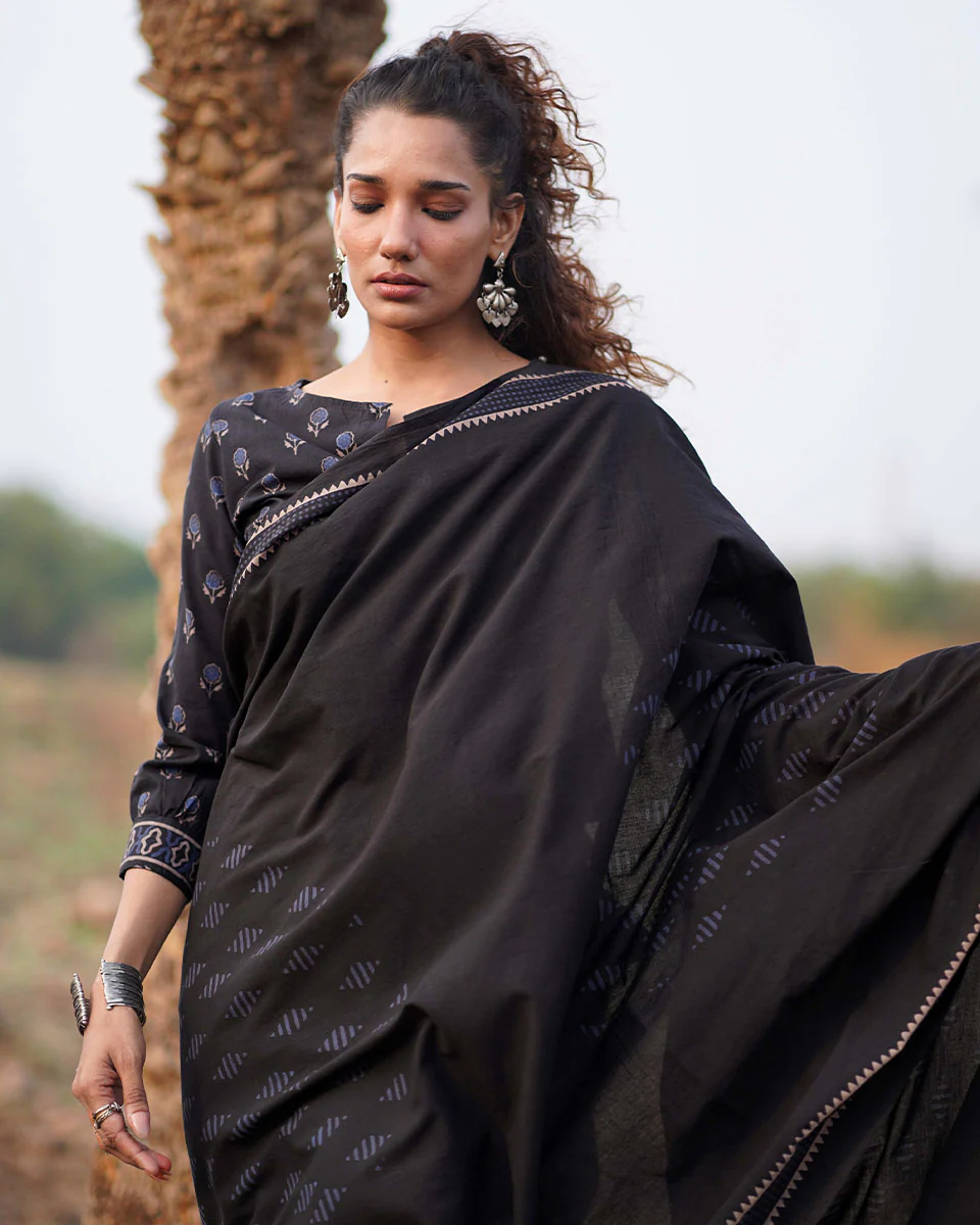 Sweet Jasmine Blockprinted Cotton Saree-WWB - Image 7