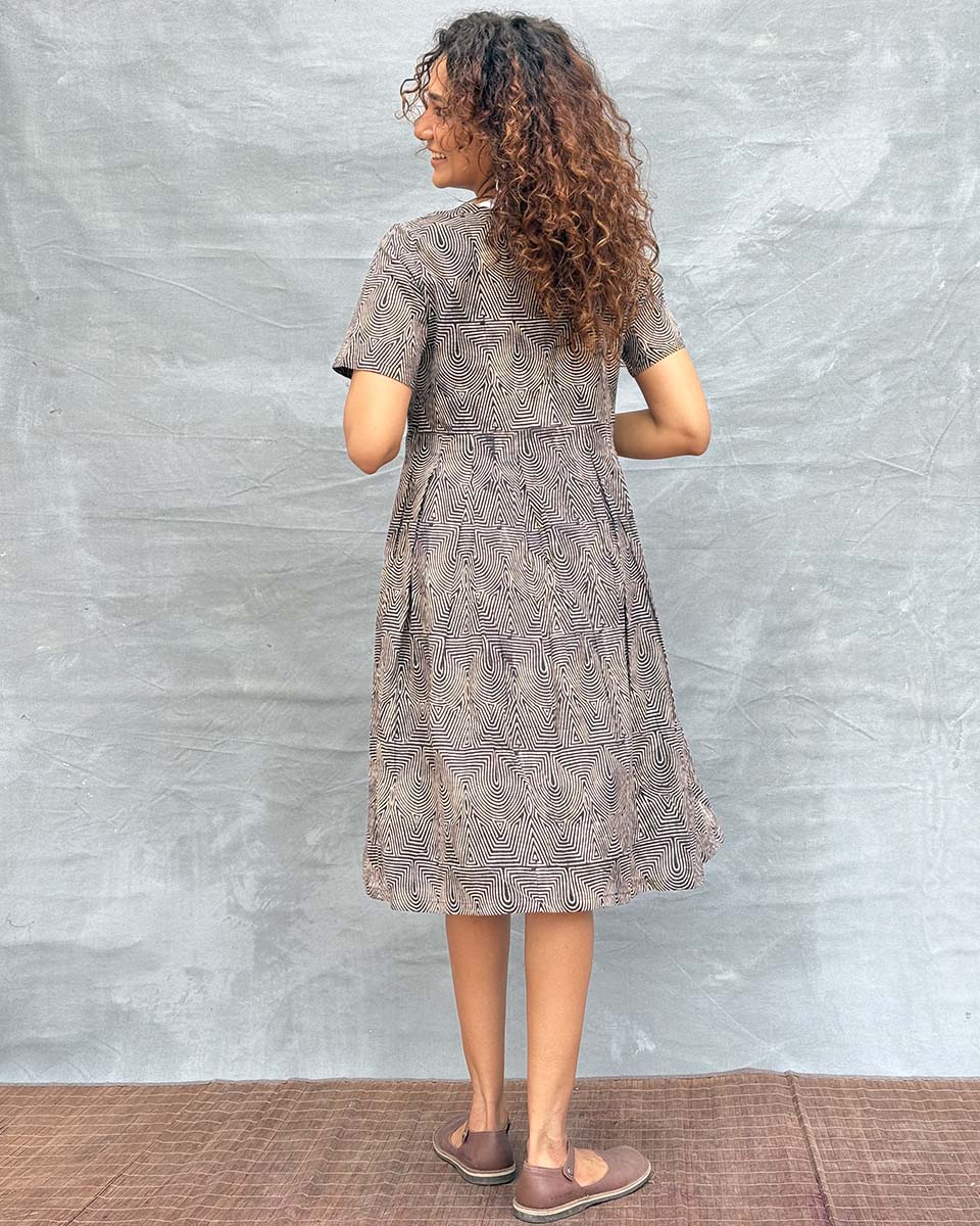 Threads of Earth Blockprinted Cotton Dress - Image 9