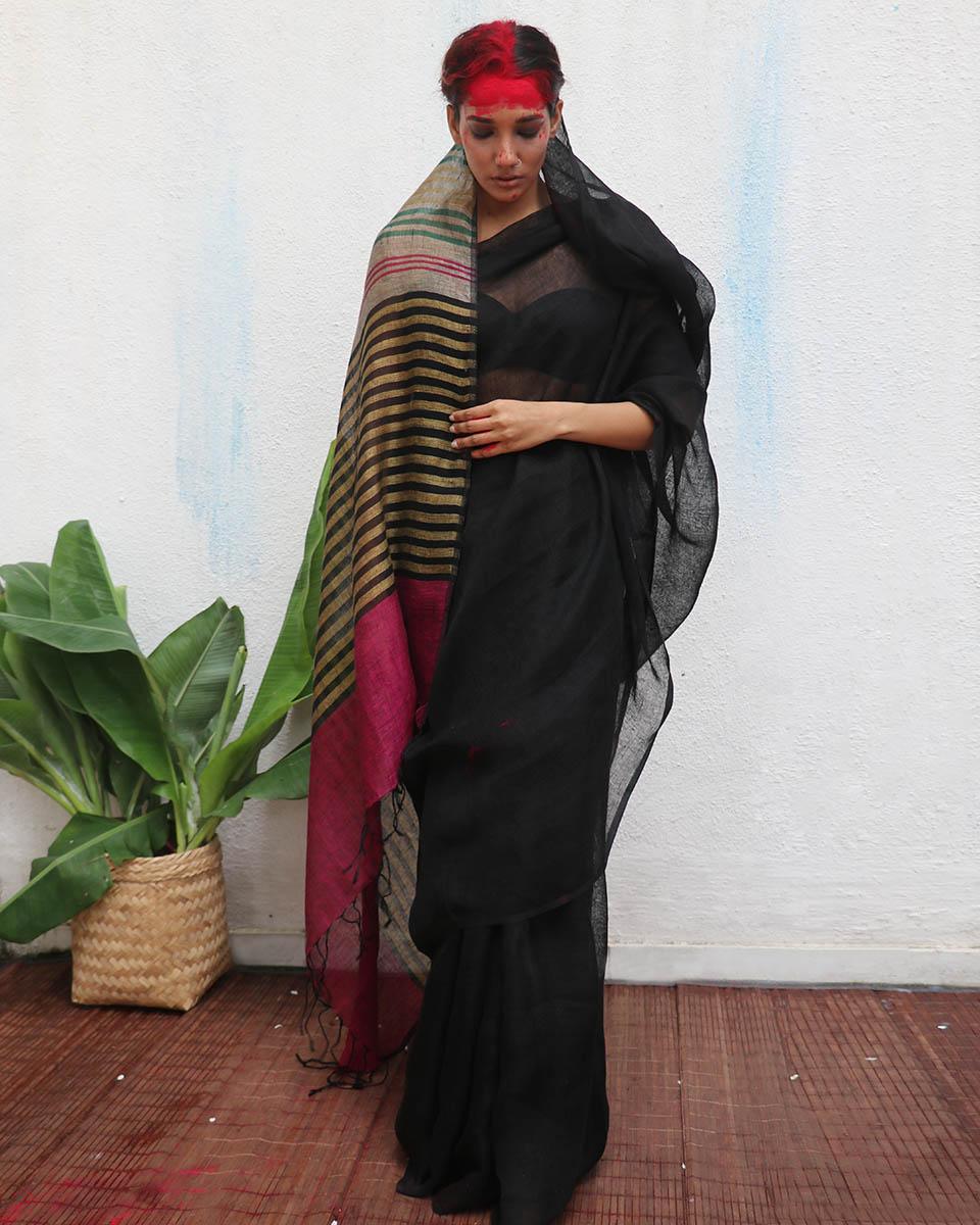 Vajrangi Black Handwoven Linen Saree - Kaali - Image 5