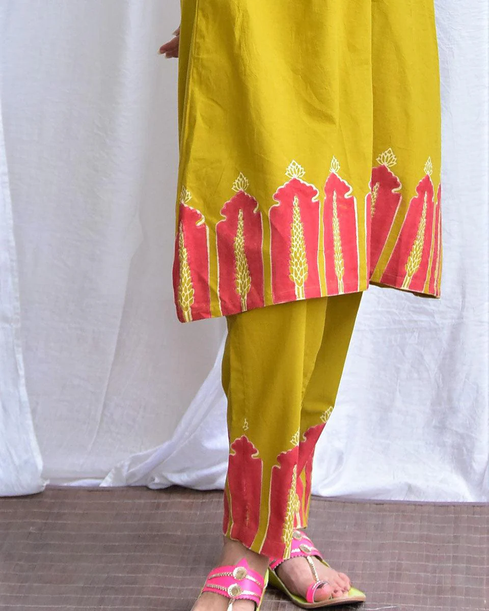 Veena Handblockprinted Cotton Kurta Set Of 2-Sor - Image 4