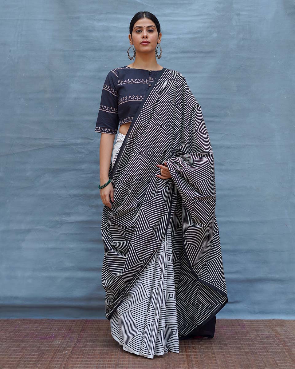Vintage Muse Black & White Handblock Print Cotton Saree - MIS - Image 5