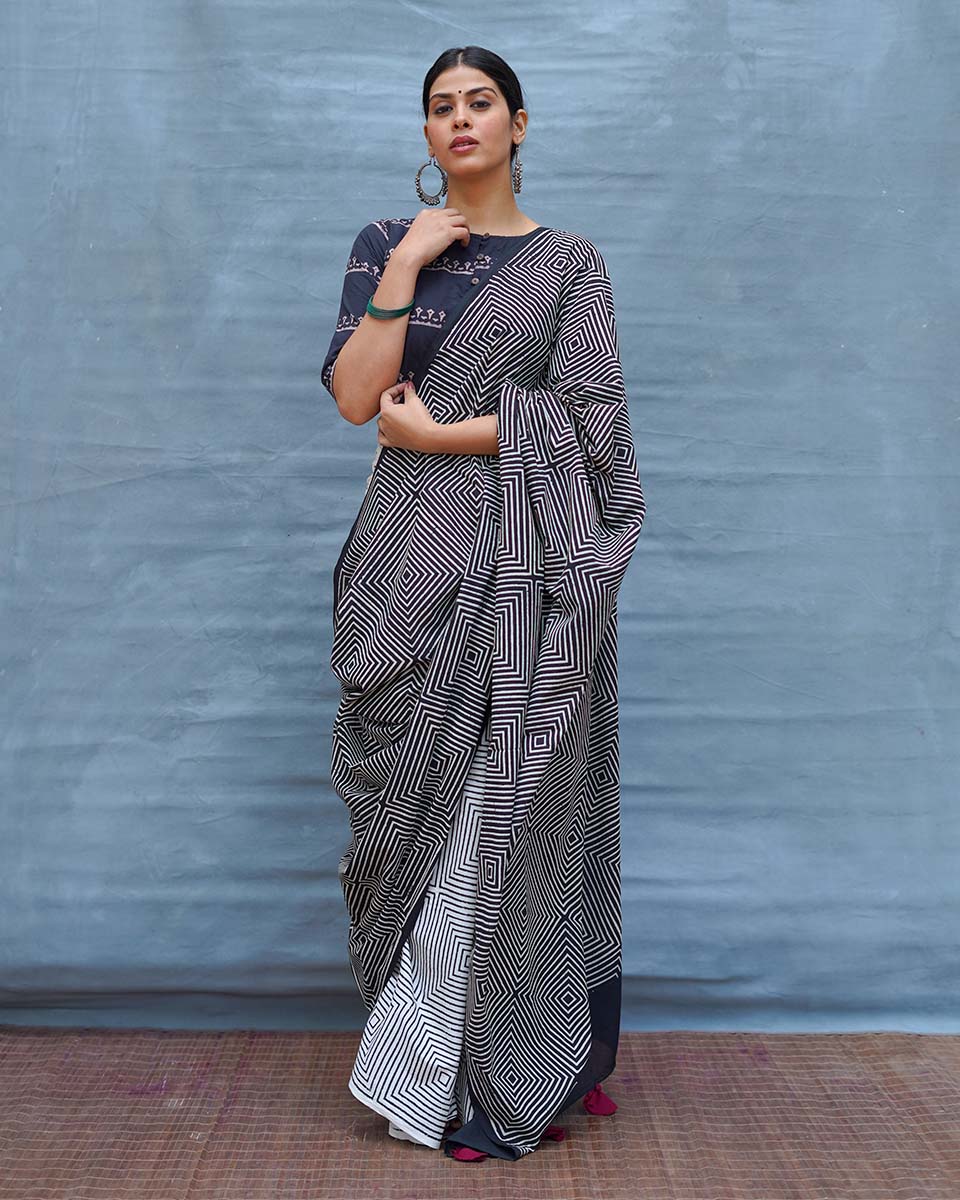 Vintage Muse Black & White Handblock Print Cotton Saree - MIS - Image 9