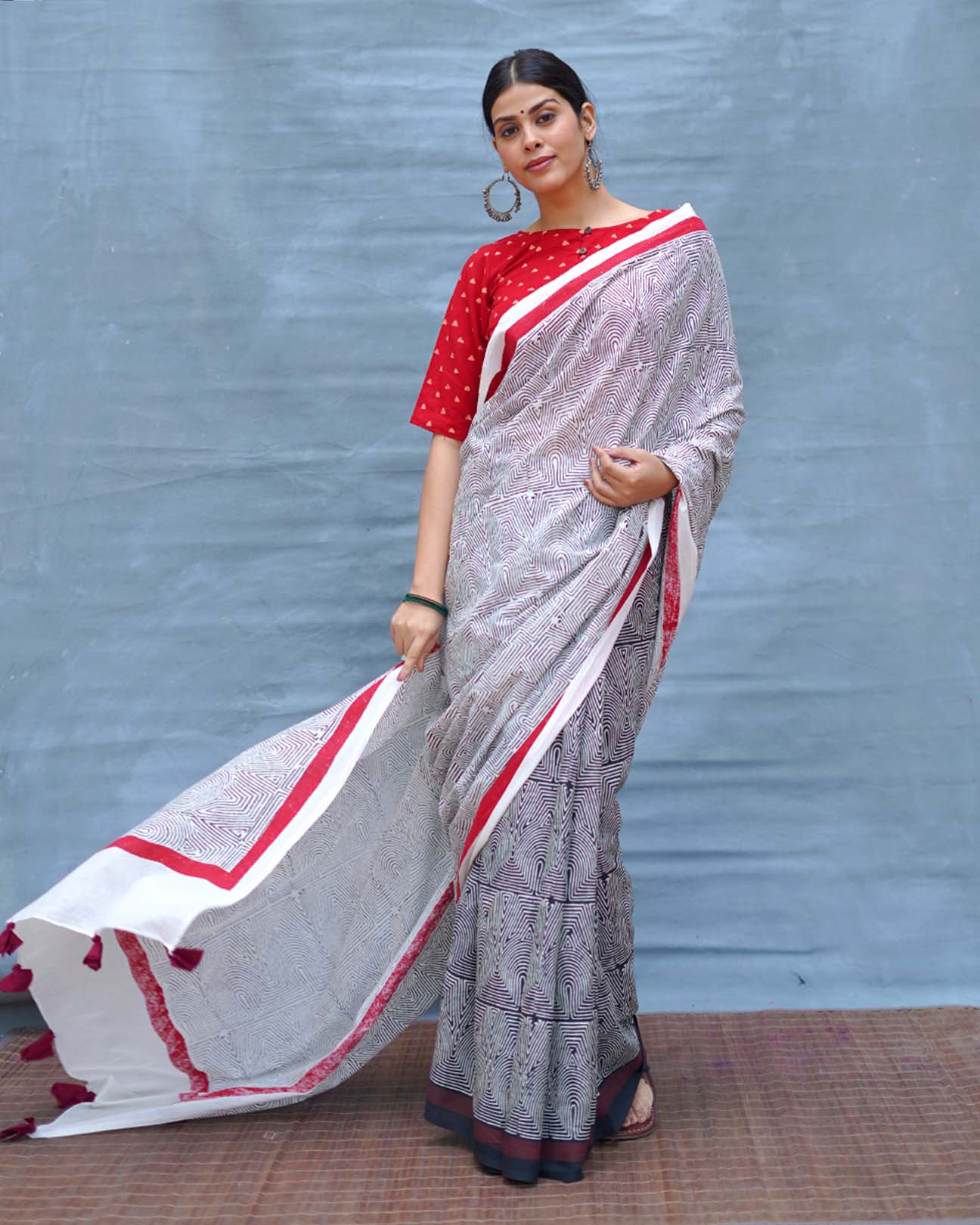 Vintage Poem Black & White Handblock Print Cotton Saree - MIS - Image 8
