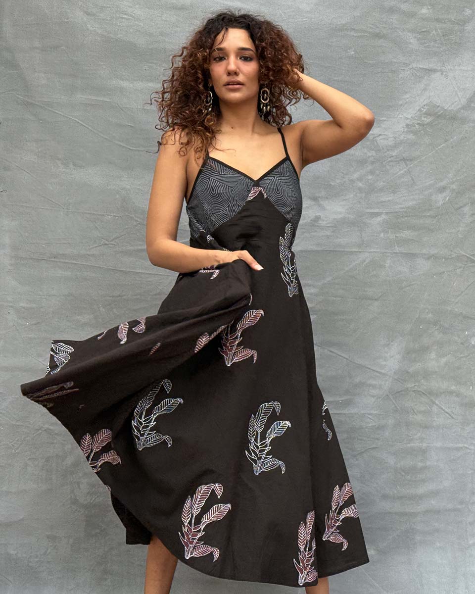 Wildflower Whispers Block printed Cotton Dress - Image 11