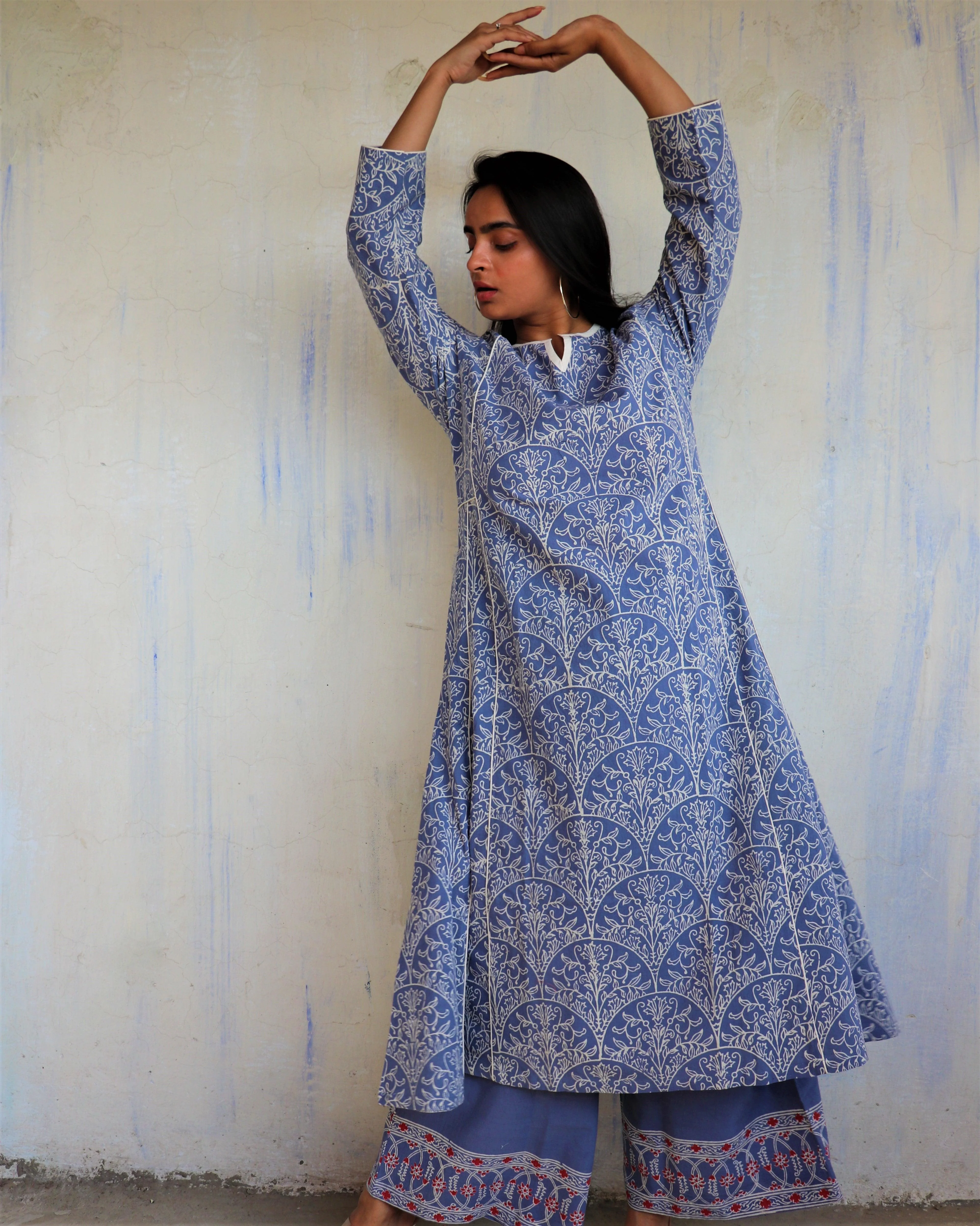 Blue Yale Block printed Cotton Kurta Set Of 2 - Ib - Image 4