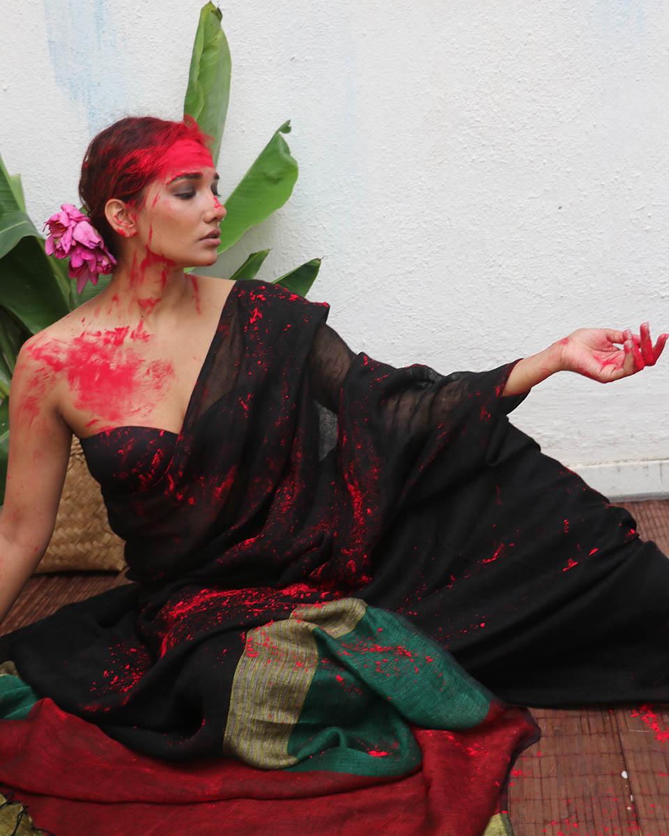 Yogini Black Handwoven Linen Saree - Kaali - Image 14