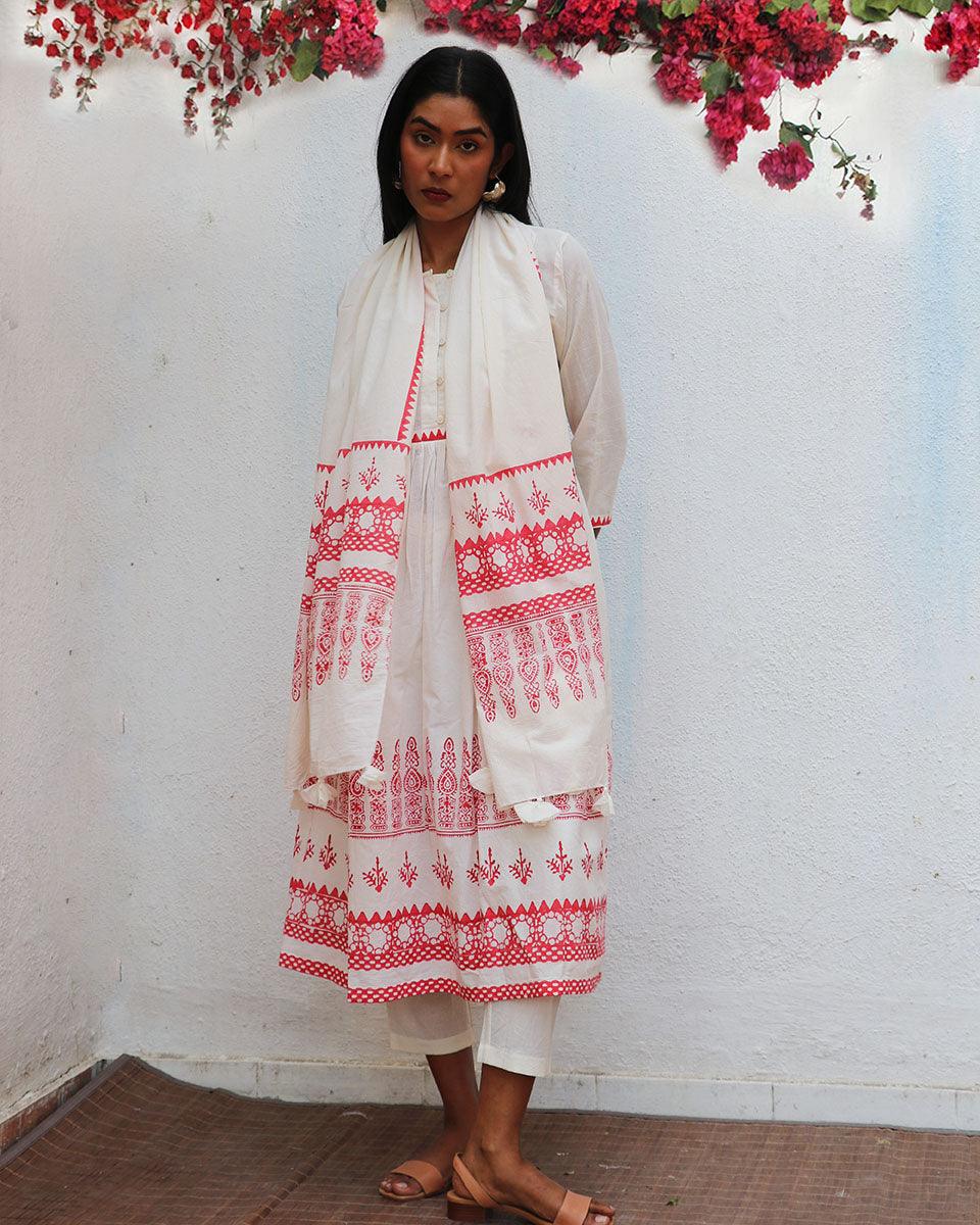 Zubeira Blockprinted Cotton Kurta Set - BGVL - Image 7